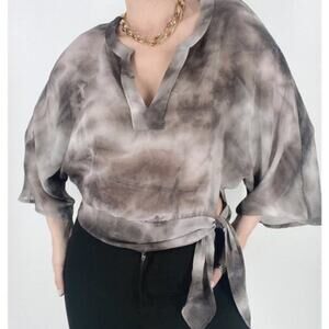 New York & Company Purple Tie Dye V-neck Top Size XS